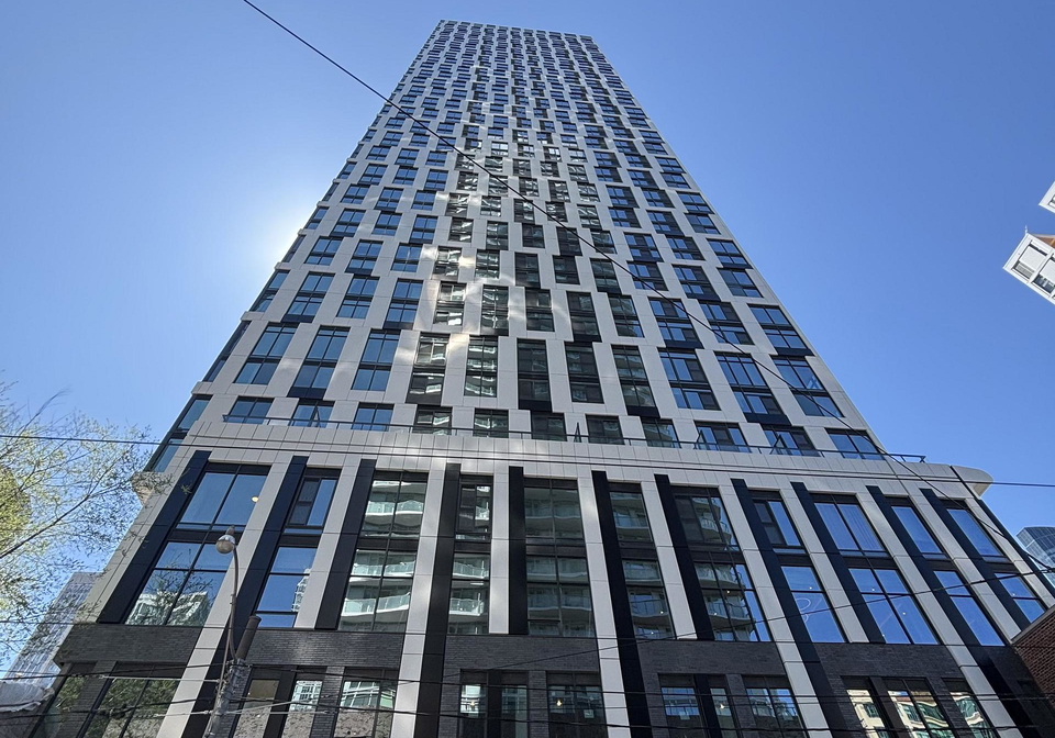 252-church-street-toronto-ontario-c13434760