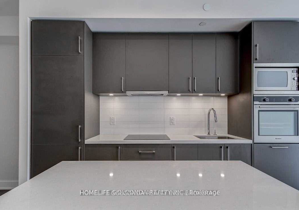 88-cumberland-street-toronto-ontario-c13435106
