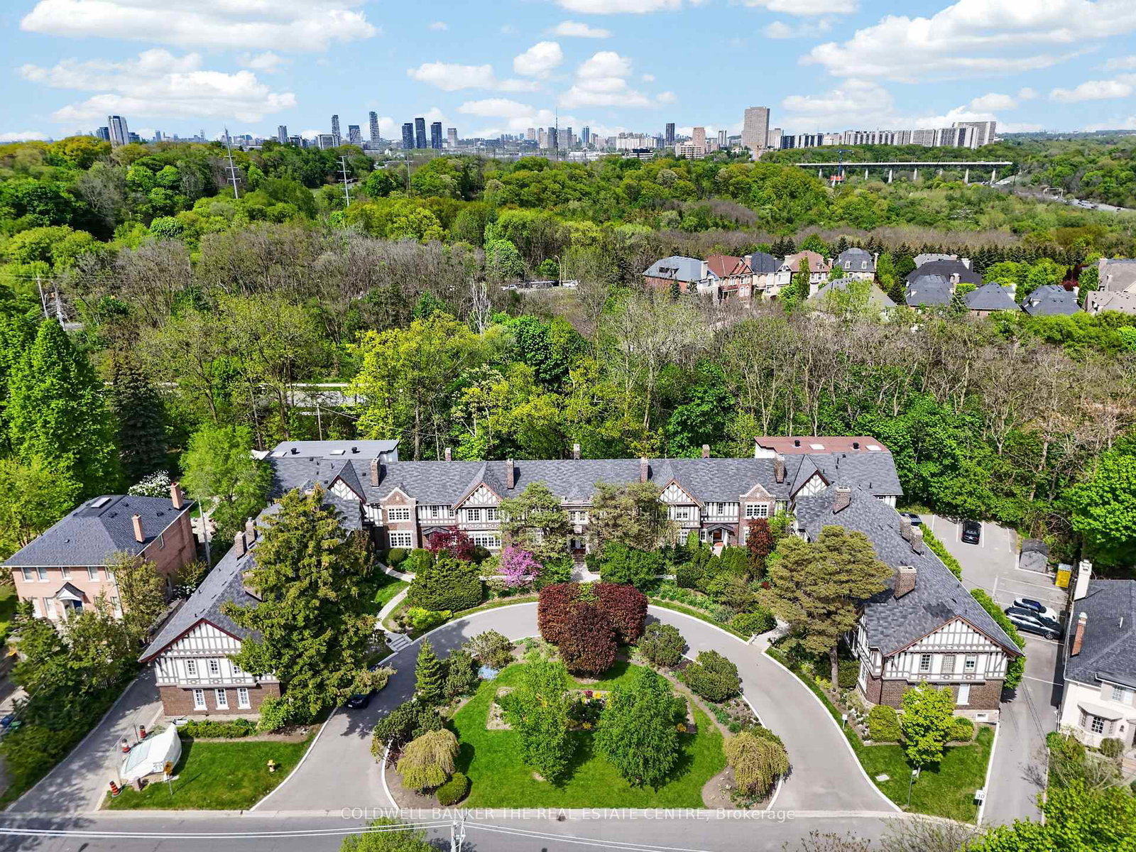 93douglas-crescent-east-york-ontario-c13435208