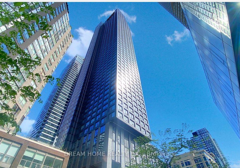 8-wellesley-street-w-toronto-ontario-c13435290