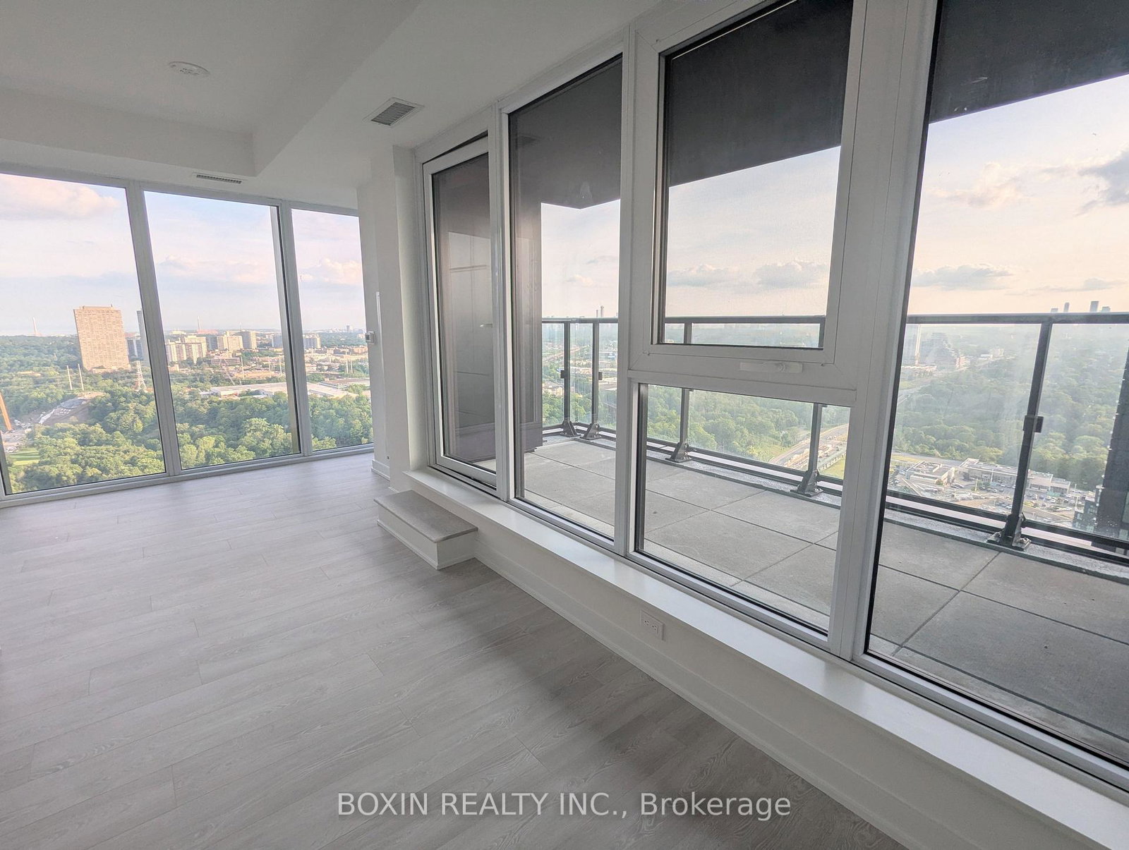5-quarrington-lane-north-york-ontario-c13435374