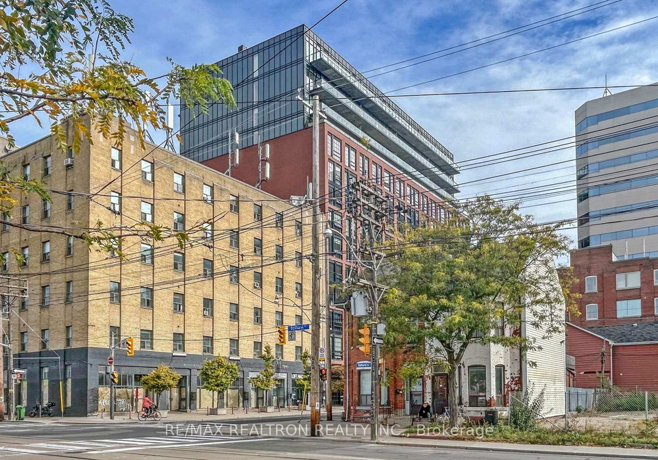 608-richmond-street-w-toronto-ontario-c13435430