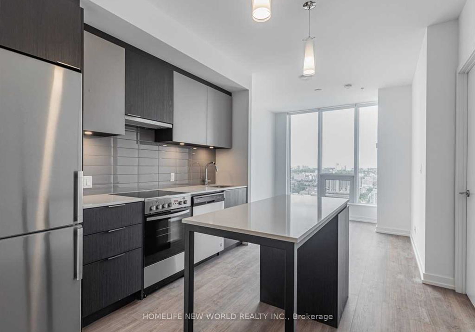 203-college-street-toronto-ontario-c13435506