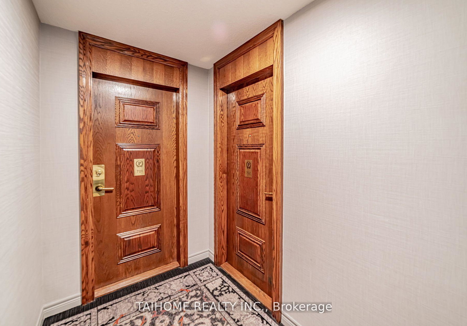 1-pemberton-avenue-north-york-ontario-c13435606