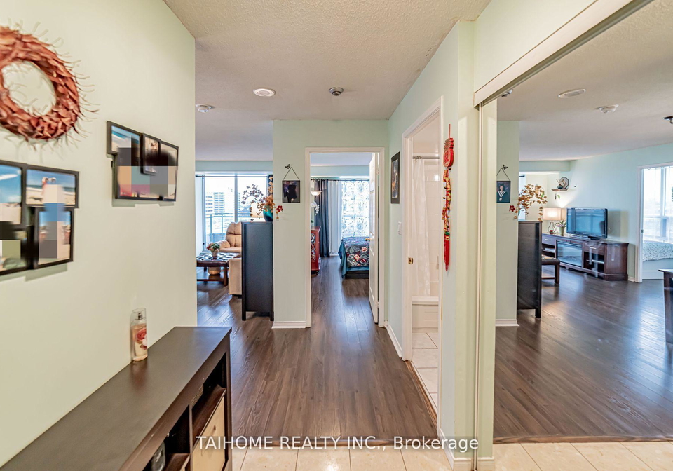 1-pemberton-avenue-north-york-ontario-c13435606