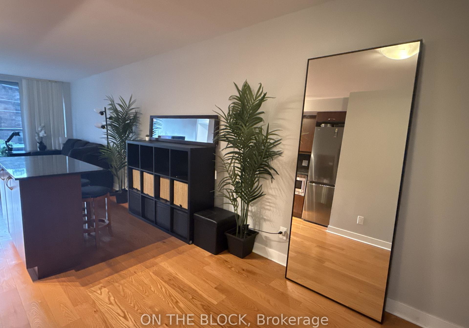320-richmond-street-e-toronto-ontario-c13435642