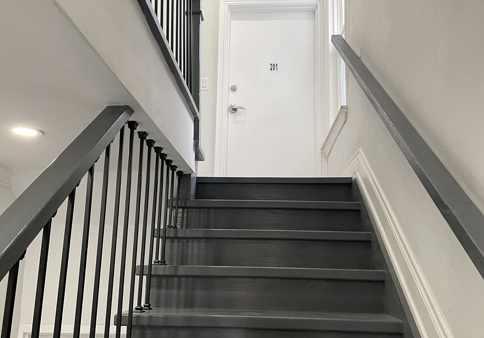 414-dundas-street-e-toronto-ontario-c13435700