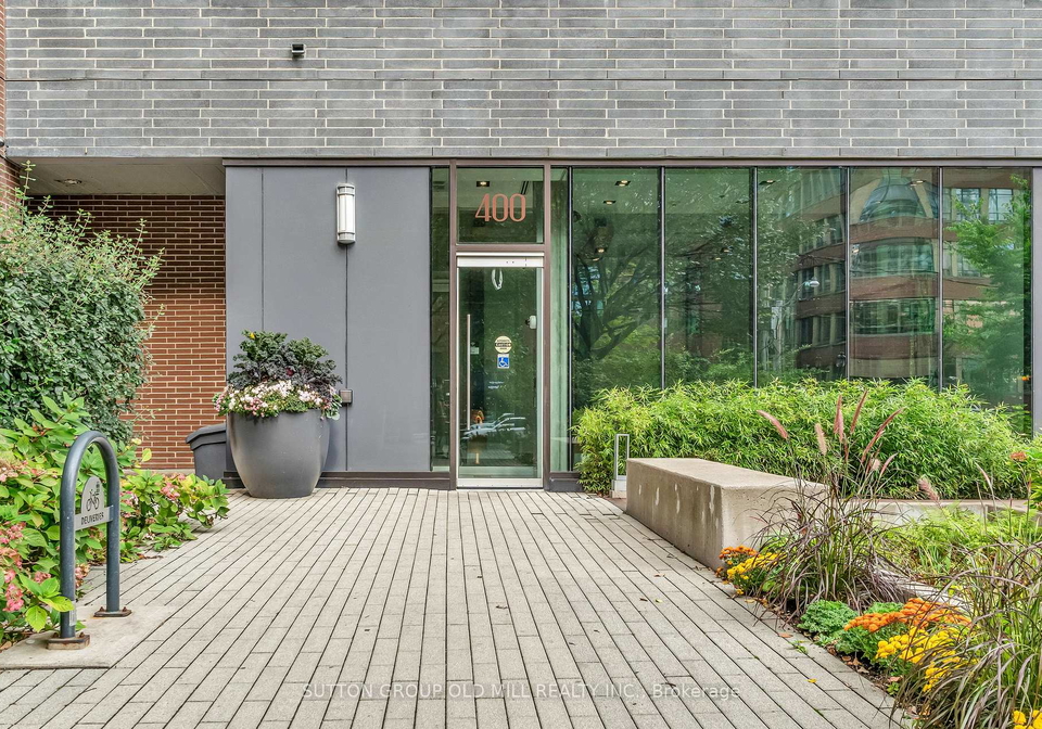 400-wellington-street-w-toronto-ontario-c13435730