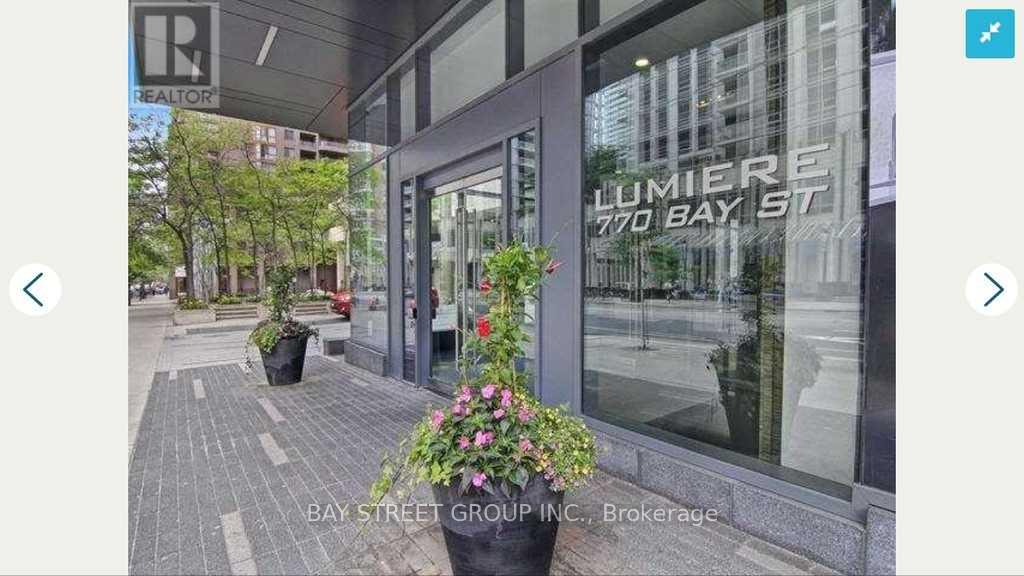 770-bay-street-toronto-ontario-c13435740