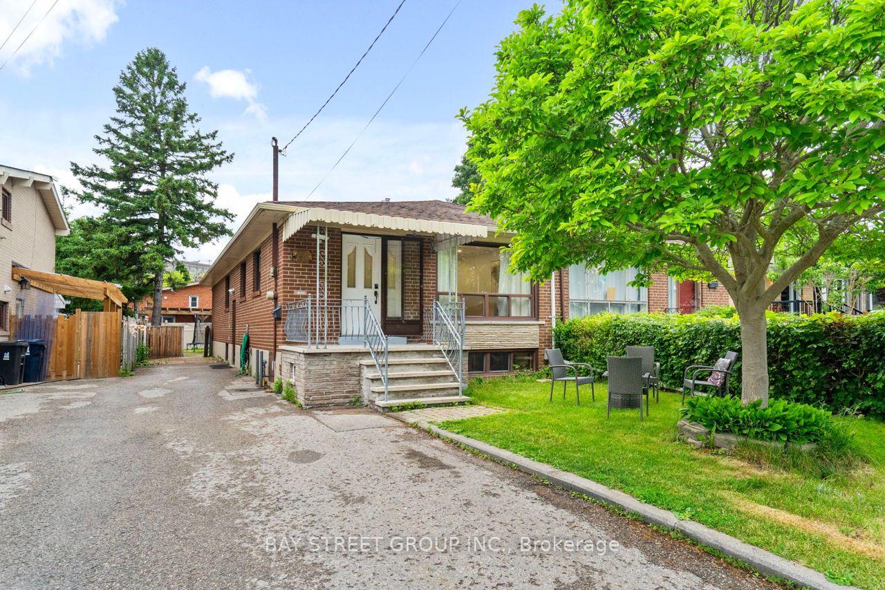 155-roywood-drive-north-york-ontario-c13435768