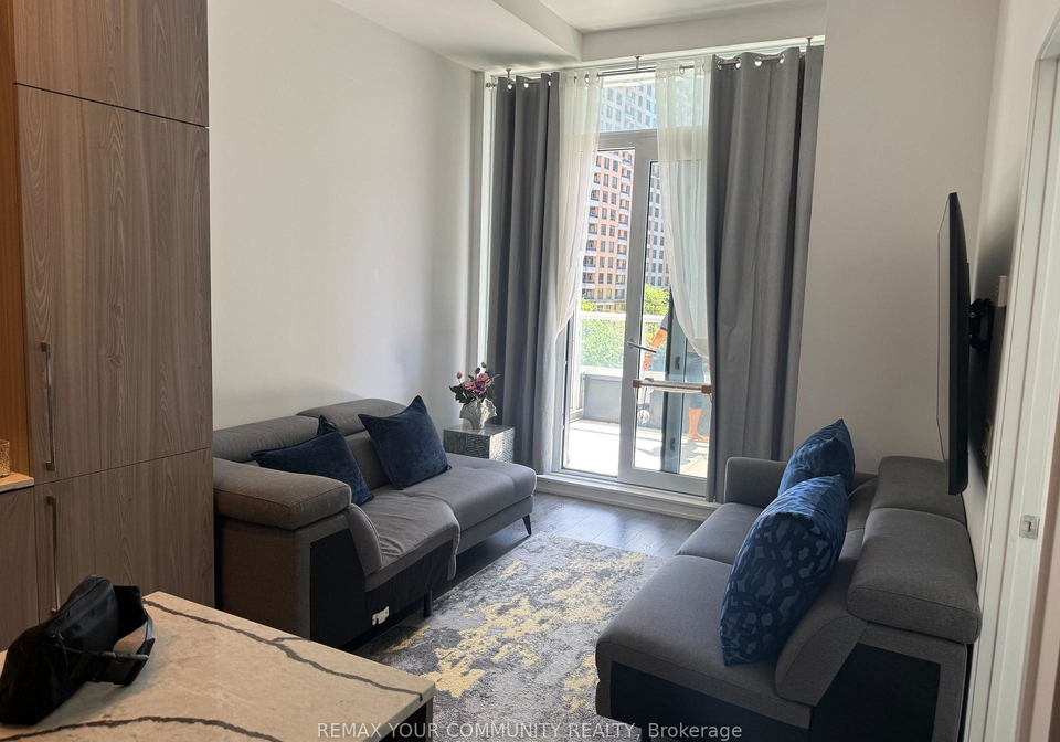 15-holmes-avenue-north-york-ontario-c13436016
