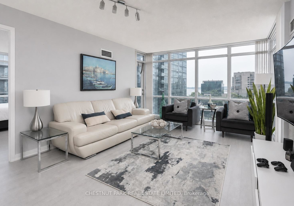 15-fort-york-boulevard-toronto-ontario-c13436162