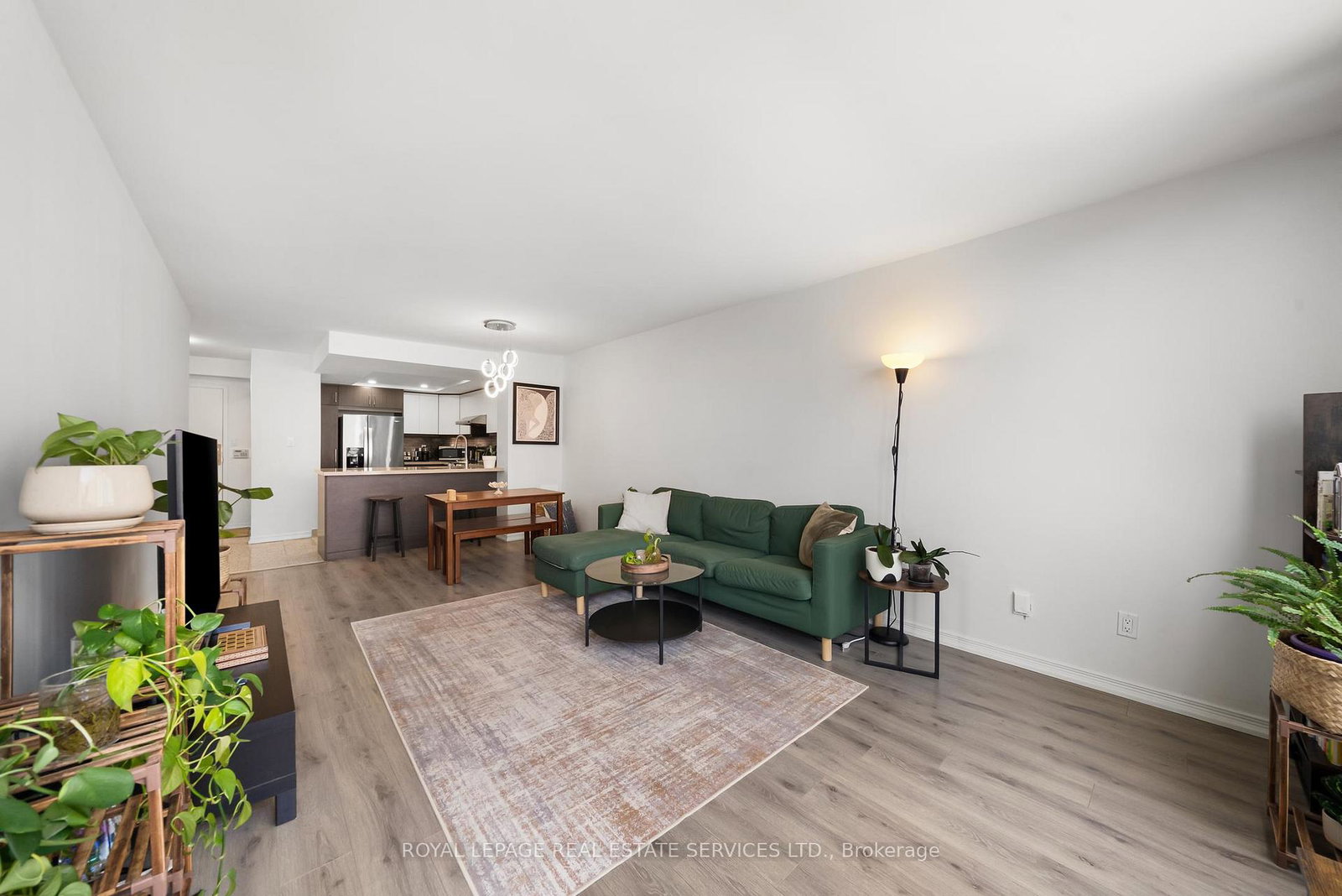 5785-yonge-street-north-york-ontario-c13436244