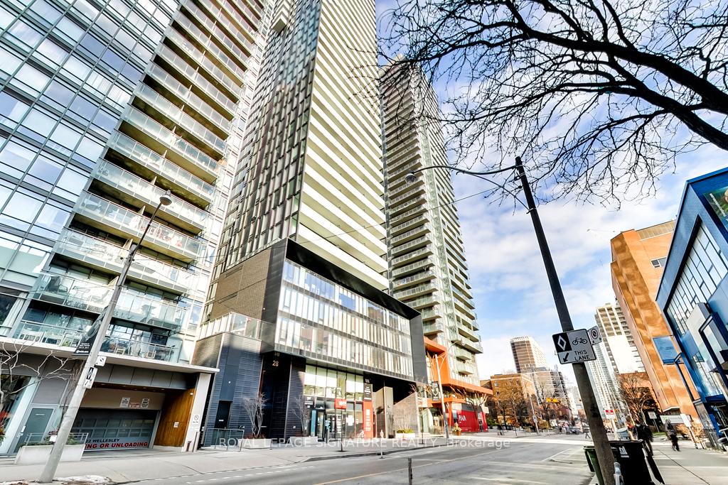 28-wellesley-street-e-toronto-ontario-c13436248