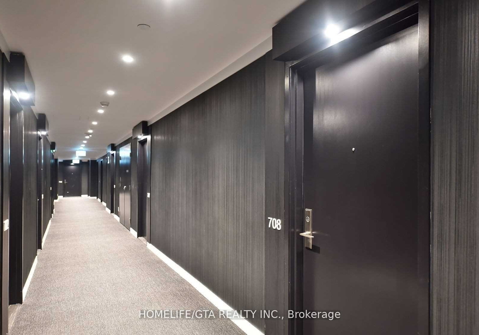 20-edward-street-toronto-ontario-c13436988