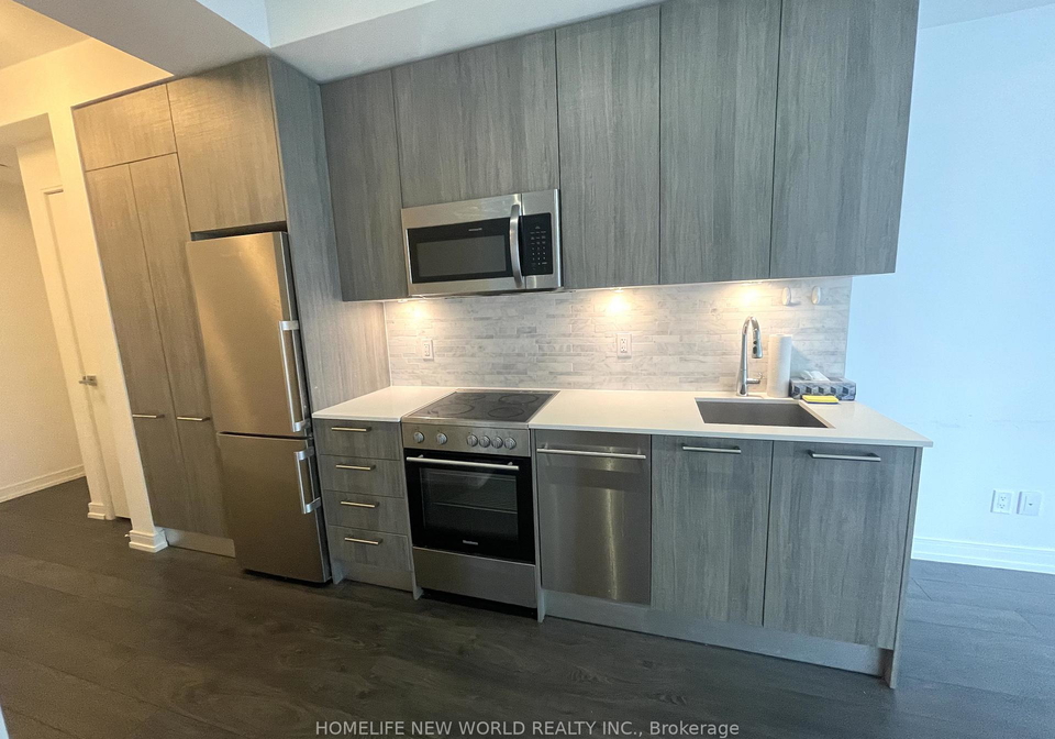 28-wellesley-street-e-toronto-ontario-c13436990
