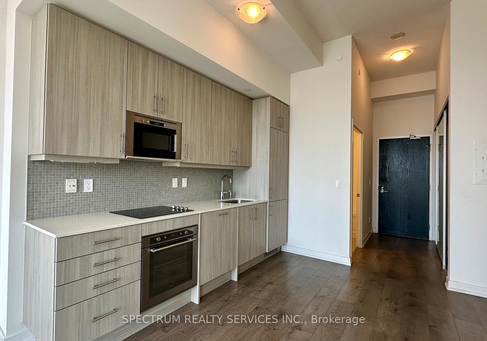 297-college-street-toronto-ontario-c13437058