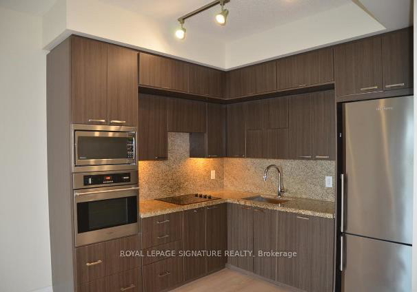 120-harrison-garden-boulevard-north-york-ontario-c13437092
