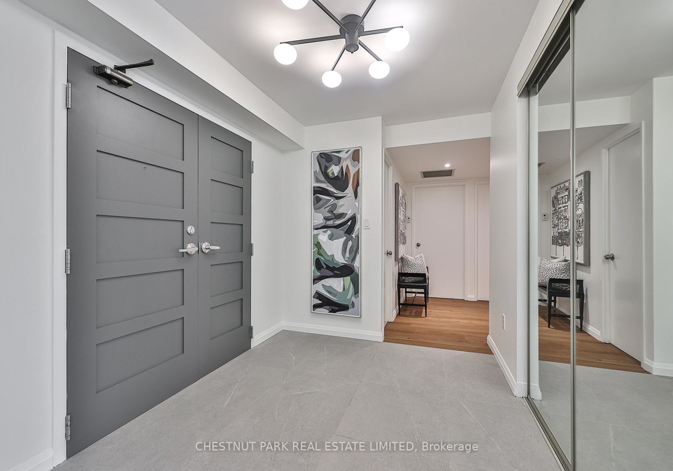 188-spadina-avenue-toronto-ontario-c13437096