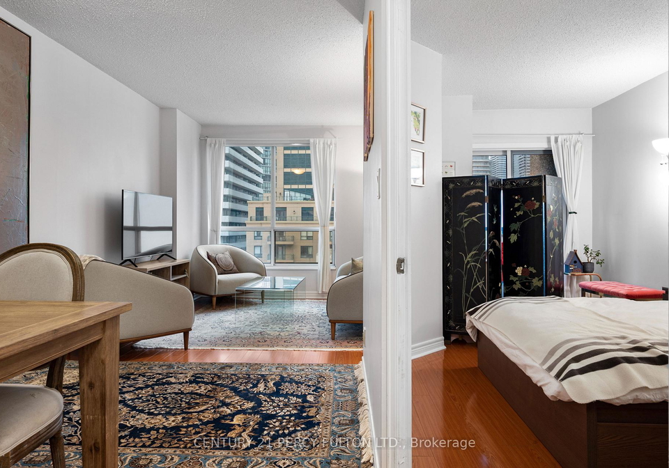 55-bloor-street-e-toronto-ontario-c13437128