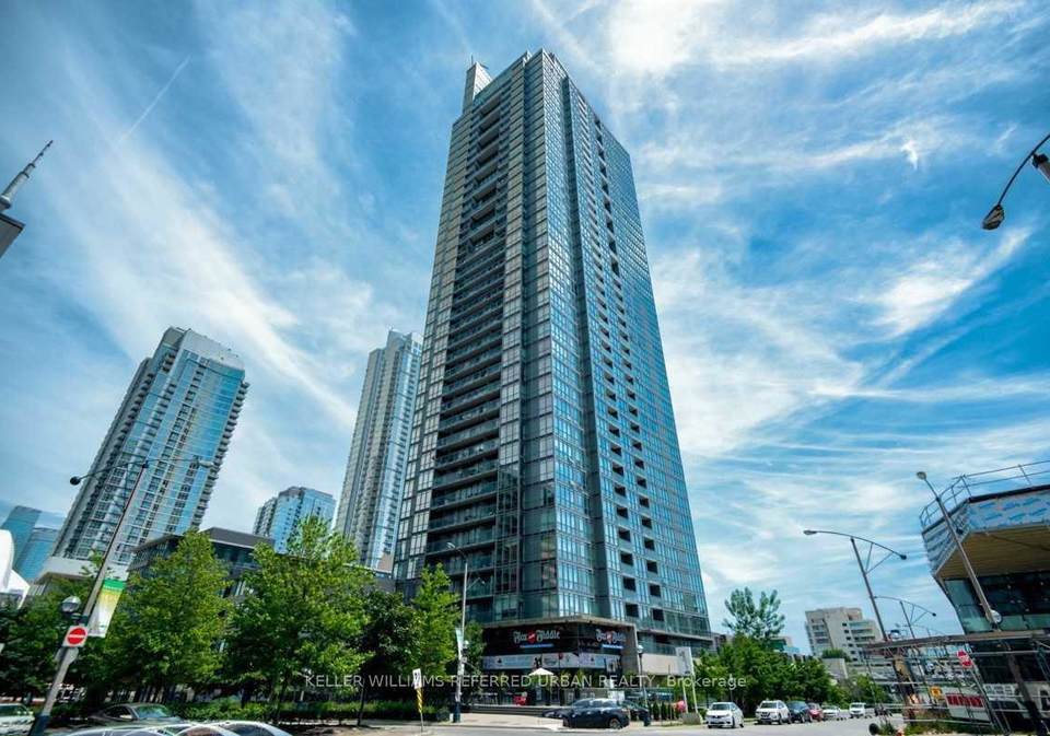 15-fort-york-boulevard-toronto-ontario-c13437146