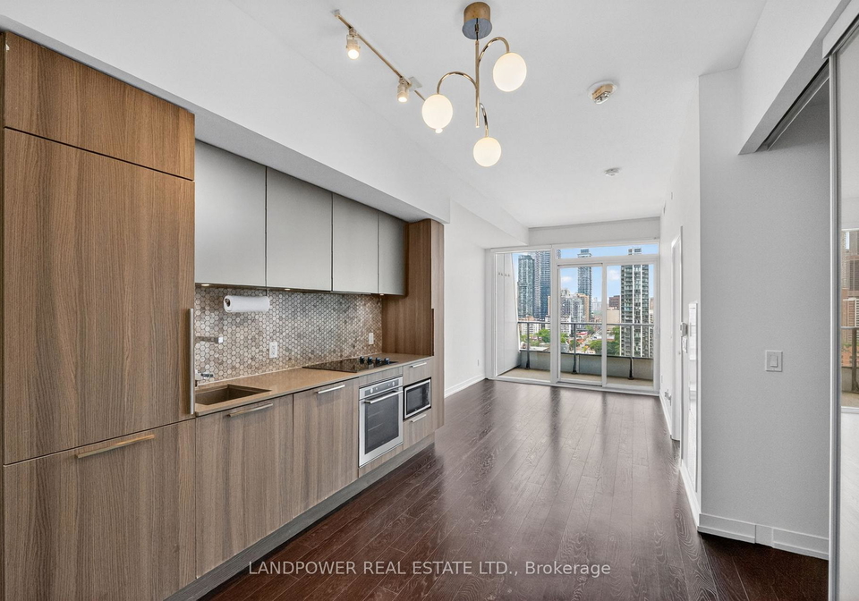 85-wood-street-toronto-ontario-c13437448