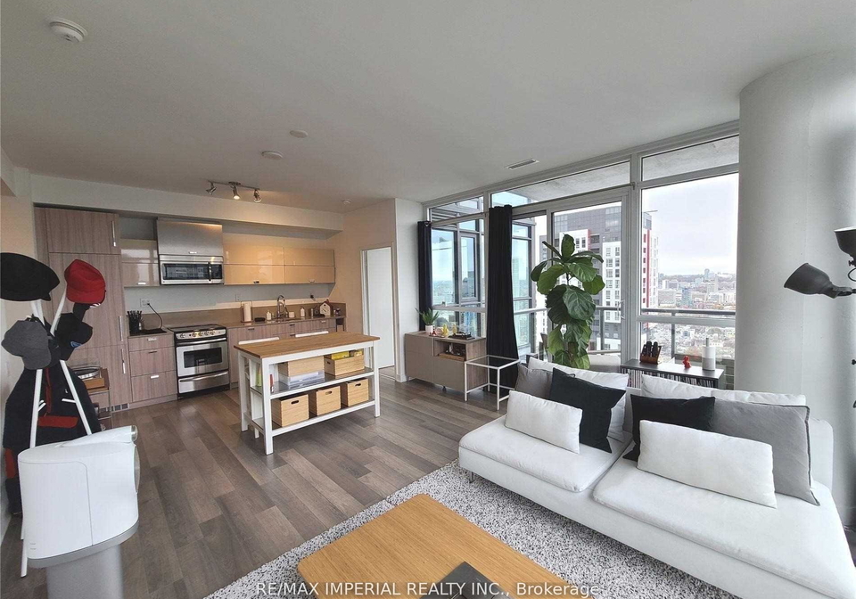 290-adelaide-street-w-toronto-ontario-c13437462
