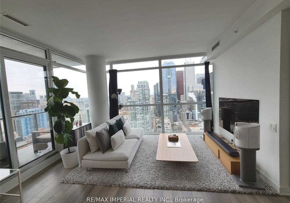 290-adelaide-street-w-toronto-ontario-c13437462