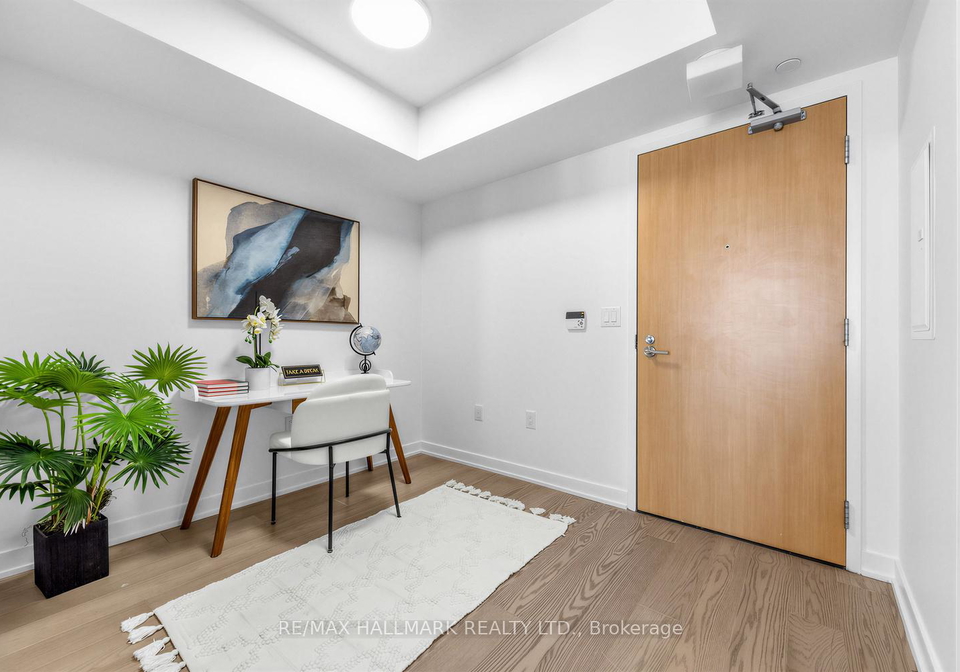 11-wellesley-street-w-toronto-ontario-c13437730