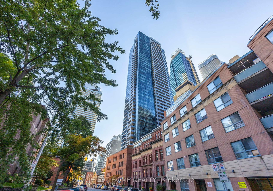 5-st-joseph-street-toronto-ontario-c13437836