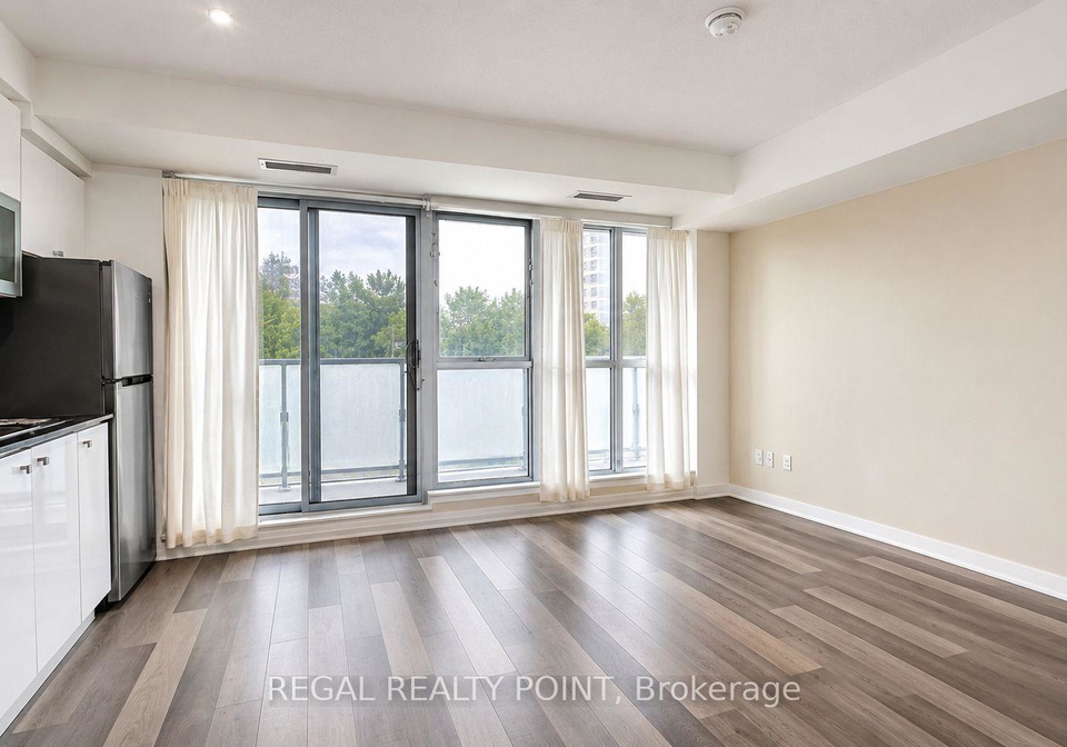 2015-sheppard-avenue-e-north-york-ontario-c13437860