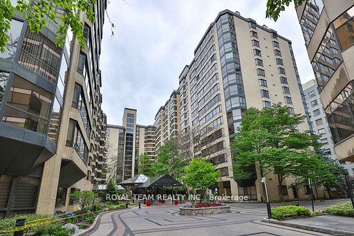 211-saint-patrick-street-toronto-ontario-c13438046