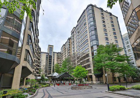 211-saint-patrick-street-toronto-ontario-c13438046
