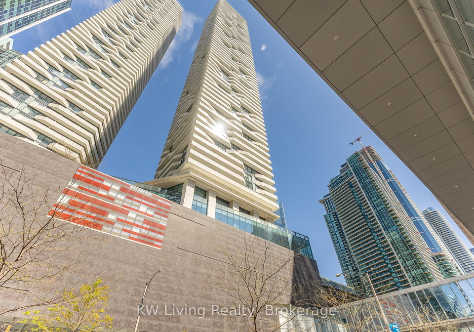 88-harbour-street-toronto-ontario-c13438116