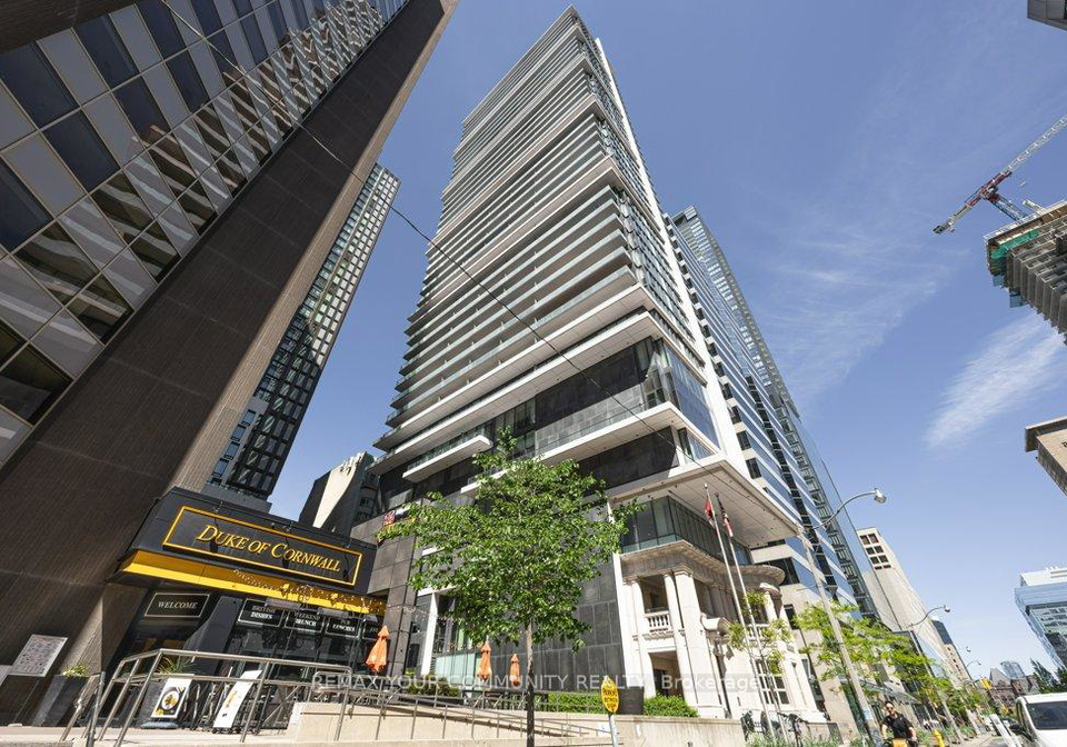 426-university-avenue-toronto-ontario-c13438528