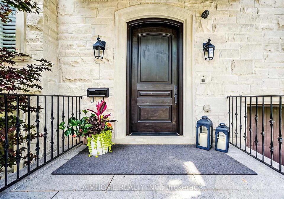 356-hillcrest-avenue-north-york-ontario-c13438582