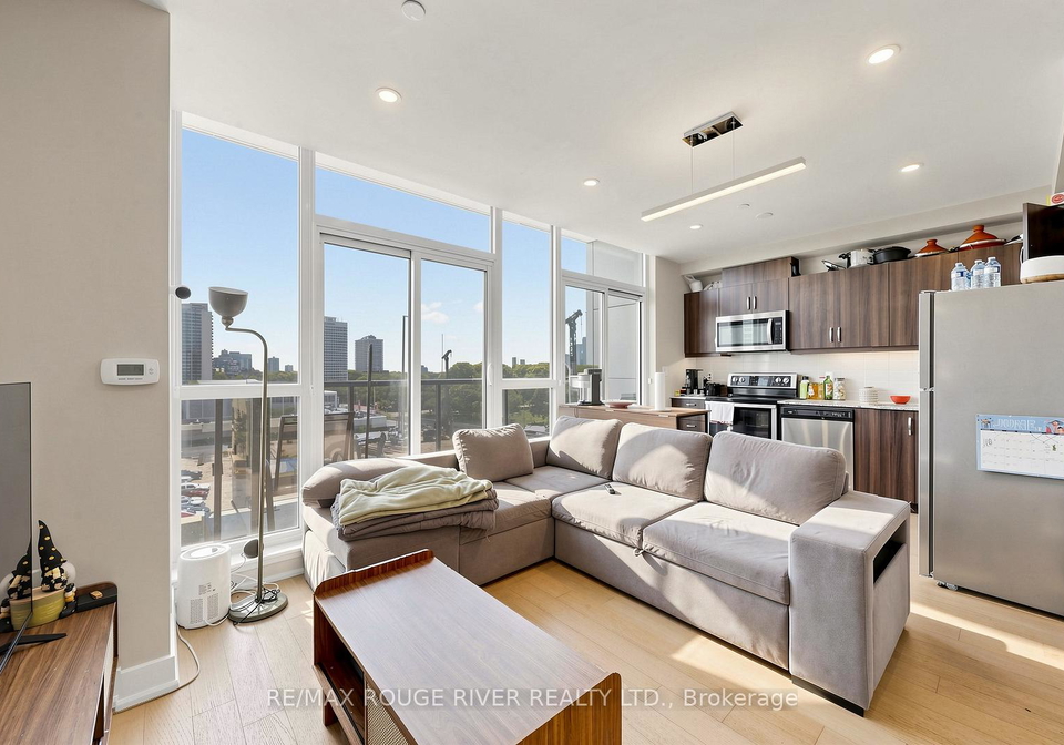 1486-bathurst-street-toronto-ontario-c13438628