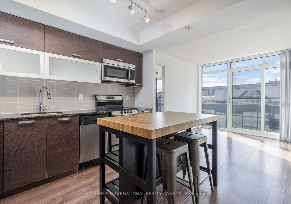 36-lisgar-street-toronto-ontario-c13438974
