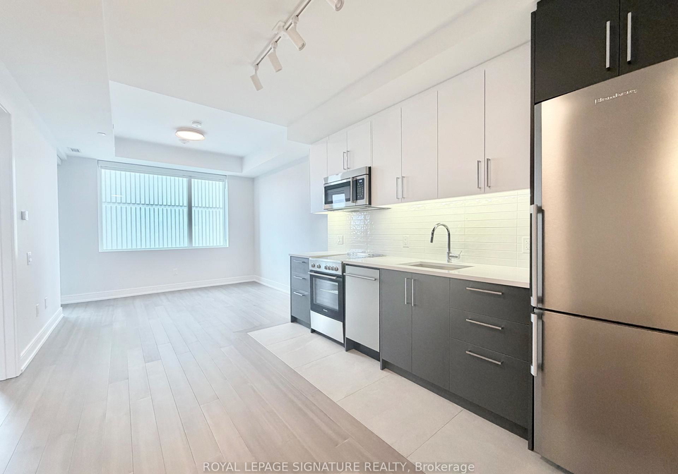 664-spadina-avenue-toronto-ontario-c13439192