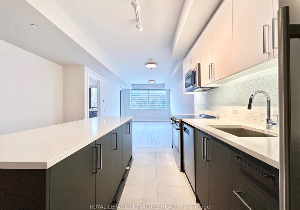 664-spadina-avenue-toronto-ontario-c13439198