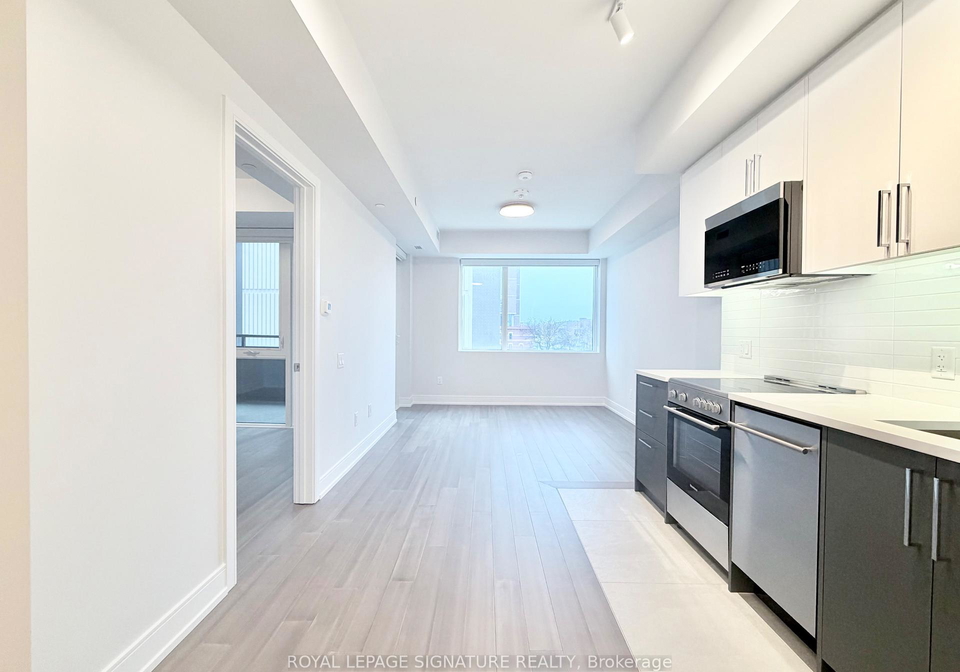 664-spadina-avenue-toronto-ontario-c13439206