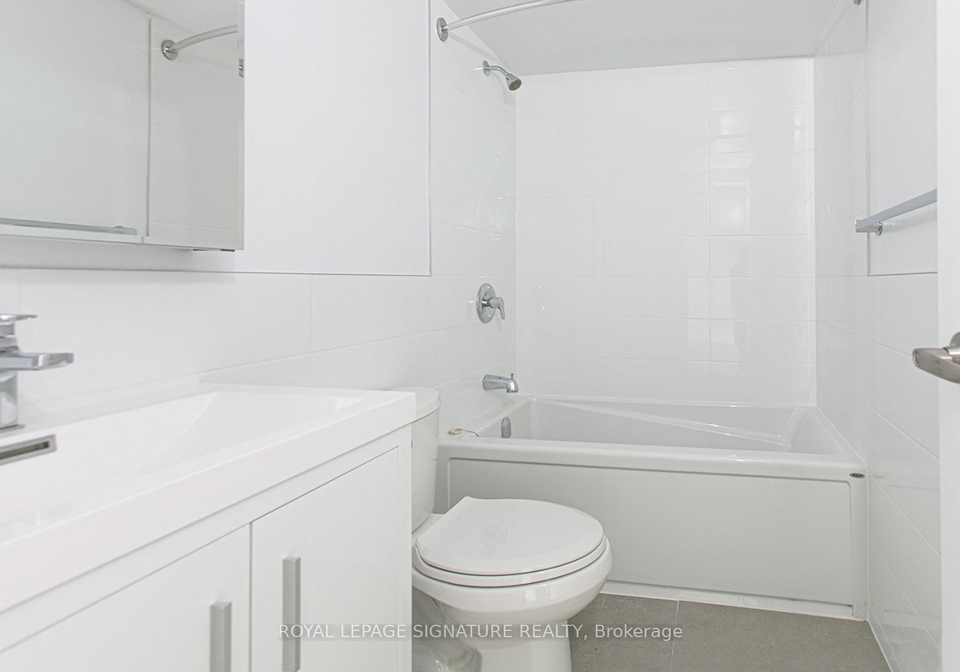 33-isabella-street-toronto-ontario-c13439212