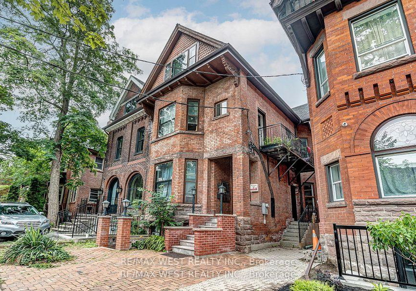 125-madison-avenue-toronto-ontario-c13439286