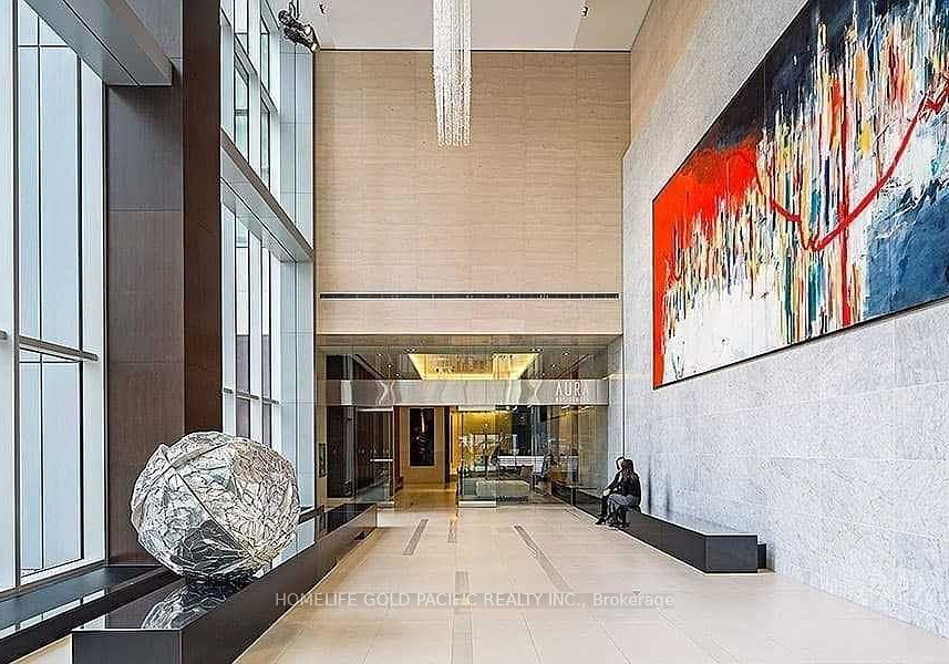 386-yonge-street-toronto-ontario-c13439354