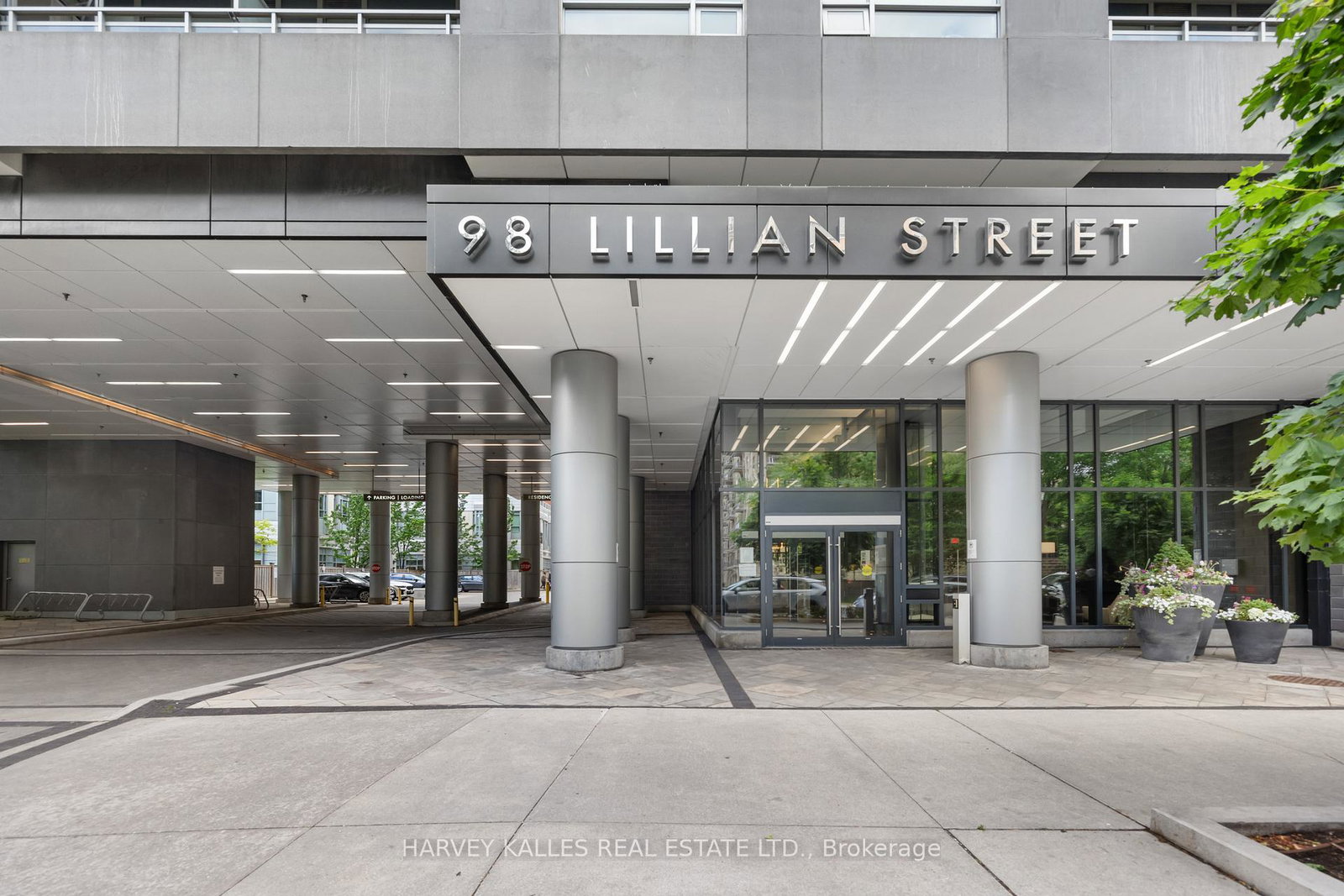 98-lillian-street-toronto-ontario-c13439384