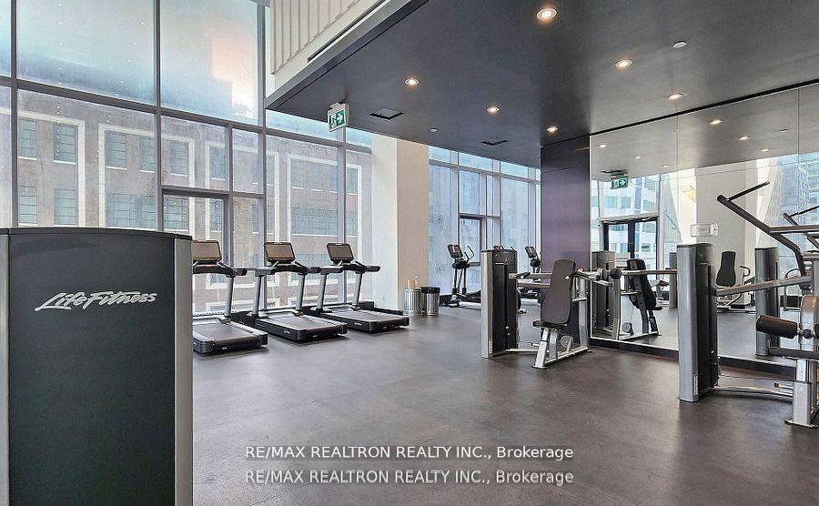 357-king-street-w-toronto-ontario-c13439396