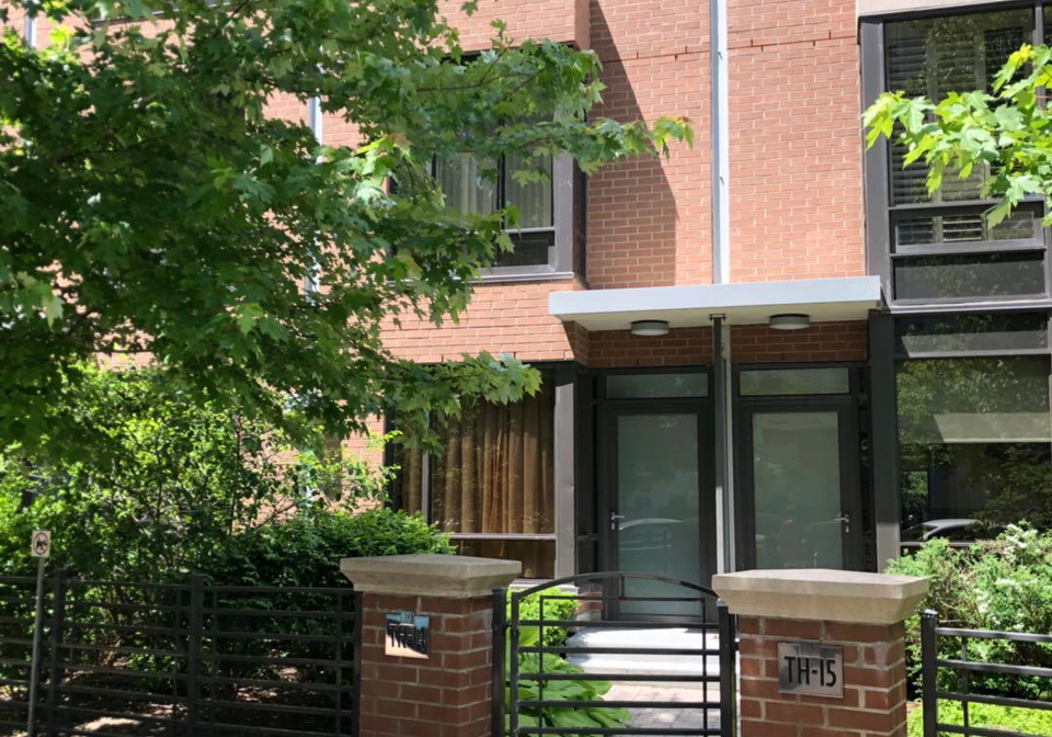 23-sheppard-avenue-e-north-york-ontario-c13439434
