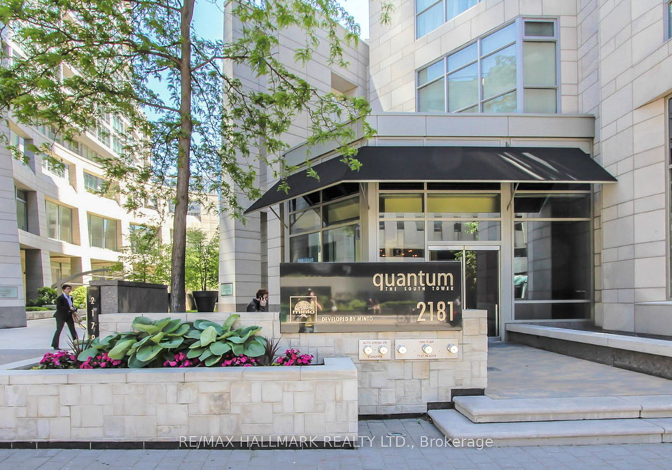 2181-yonge-street-toronto-ontario-c13439630