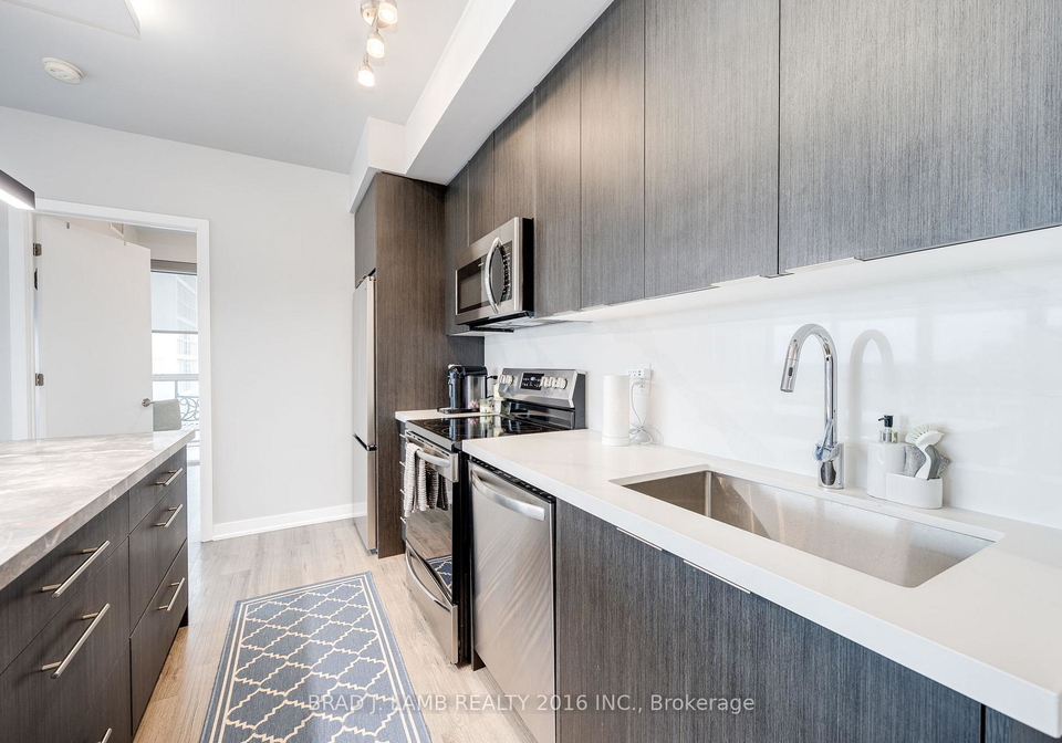 50-bruyeres-mews-toronto-ontario-c13439680