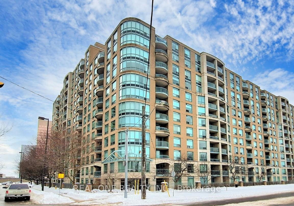 8-pemberton-avenue-north-york-ontario-c13439750
